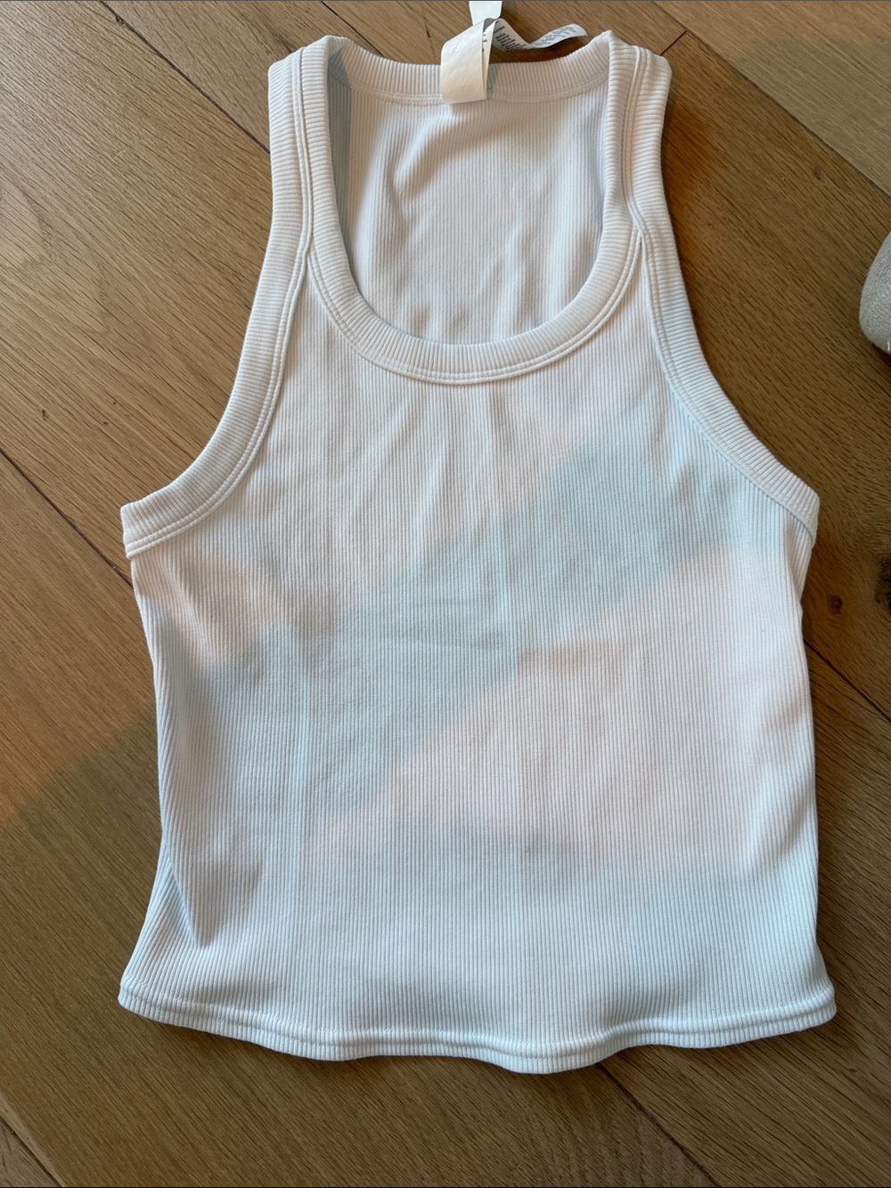 Alo Goddess Ribbed Go-To Tank - Picture 4 of 4